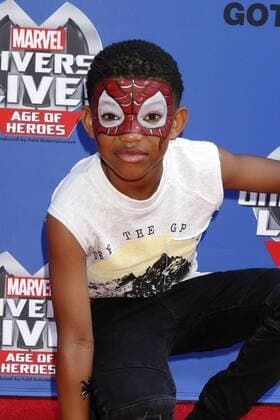 LOS ANGELES - JUL 8: Lonnie Chavis at the Marvel Universe Live Red Carpet at the Staples Center on July 8, 2017 in Los Angeles, CA  Copyright: xKathyxHutchinsx xIPAx xHutchinsxPhotox