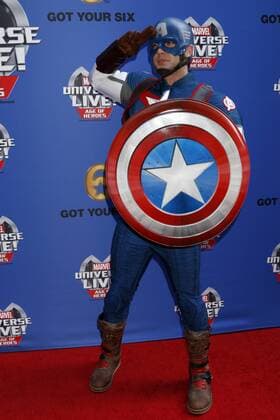LOS ANGELES - JUL 8: Captain America at the Marvel Universe Live Red Carpet at the Staples Center on July 8, 2017 in Los Angeles, CA  Copyright: xKathyxHutchinsx xIPAx xHutchinsxPhotox