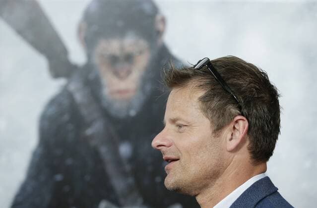 Steve Zahn arrives on the red carpet at War for the Planet Of The Apes premiere at SVA Theater on July 10, 2017 in New York City.  NYP20170710116 JOHNxANGELILLO