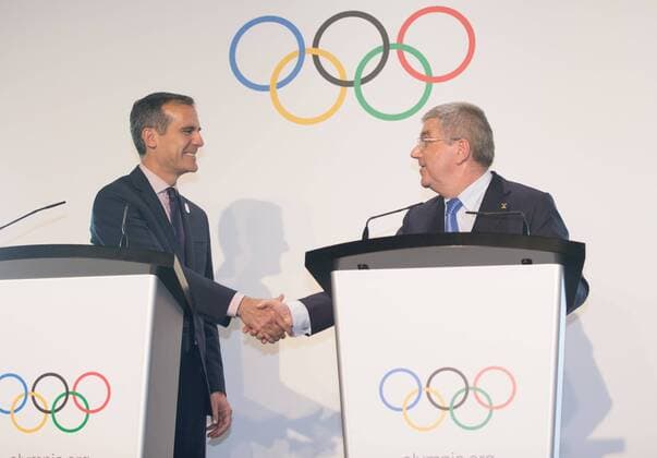 (170711) -- LAUSANNE, July 11,2017 -- Mayor of Los Angeles Eric Garcetti (L)) shakes hands with International Olympic Committee (IOC) President Thomas Bach at Olympic Museum in Lausanne, Switzerland, July 10, 2017. Members of IOC will hold a session for presentations by the campaign teams for Los Angeles and Paris on July 11th and 12th. ) (SP)SWITZERLAND-LAUSANNE-OLYMPIC GAMES-2024 BID XuxJinquan 