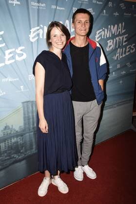 Helena Hufnagel und Fabian Halbig bei der Premiere des Kinofilms Einmal Bitte Alles im Kino am Sendlinger Tor. München, 10.07.2017 Foto:xP.xSchönbergerx xFuturexImage