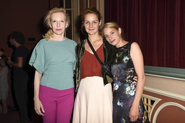 Sunnyi Melles, Luise Heyer und Jytte-Merle Böhrnsen bei der Premiere des Kinofilms Einmal Bitte Alles im Kino am Sendlinger Tor. München, 10.07.2017 Foto:xP.xSchönbergerx xFuturexImage