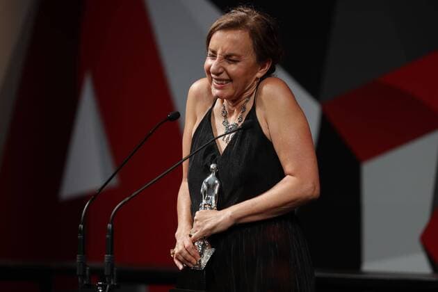 Mexican actress of Argentinian origin Veronica Langer reacts after receiving the Ariel award for best actress for the film La Caridad during the 59th edition of the Ariel 2017 Awards, held at the Palacio de Bellas Artes of Mexico City, Mexico, 11 July 2017. 59th Edition of the Ariel Awards in Mexico !ACHTUNG: NUR REDAKTIONELLE NUTZUNG!  Copyright: xJorgexNunezx MEX43 20170712-636354416092525358
