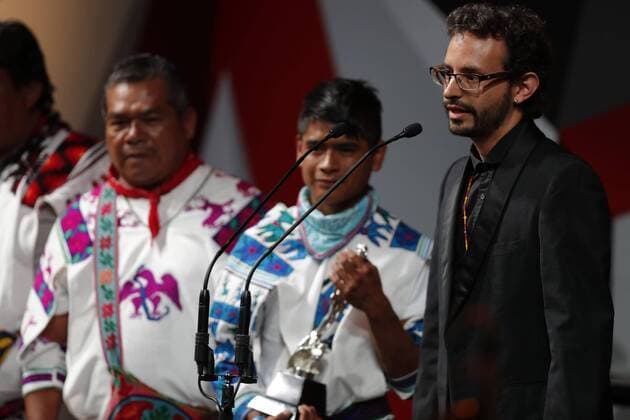 Mexican director Federico Cecchetti (R), accompanied by indigenous Wixarikas, speaks after receiving the award for Best Premium Opera for El sueno del Mara akame during the 59th edition of the Ariel 2017 Awards, held at the Palacio de Bellas Artes of Mexico City, Mexico, 11 July 2017. 59th Edition of the Ariel Awards in Mexico !ACHTUNG: NUR REDAKTIONELLE NUTZUNG!  Copyright: xJorgexNunezx MEX43 20170712-636354423488524108