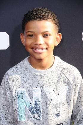 July 11, 2017 - Hollywood, CA, United States - 11 July 2017 - Hollywood, California - Lonnie Chavis. Disney s Descendants 2 Los Angeles Premiere held at the ArcLight Cinerama Dome in Hollywood. Photo Credit: AdMedia Hollywood United States - ZUMAa123 20170711_zaa_a123_132 Copyright: xBirdiexThompsonx