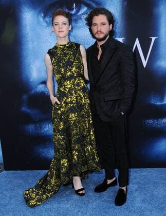Bilder des Tages July 12, 2017 - Los Angeles, CA, United States - 12 July 2017 - Los Angeles, California - Rose Leslie, Kit Harrington. HBO s Game of Thrones Season 7 Los Angeles Premiere held at The Music Center s Walt Disney Concert Hall in Los Angeles. Photo Credit: AdMedia Los Angeles United States - ZUMAa123 20170712_zaa_a123_171 Copyright: xBirdiexThompsonx