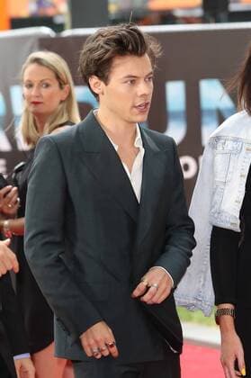 . 13 07 2017. London, United Kingdom. Harry Styles arriving at the world premiere of Dunkirk in London  xStephenxLockx xi-Imagesx IIM-15563-0005