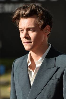 July 13, 2017 - London, London, UK - London, UK. HARRY STYLES attends the Dunkirk World Film Premiere. London UK  - ZUMAl94_ 20170713_zaf_l94_052 Copyright: xRayxTangx