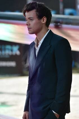 July 13, 2017 - London, London, UK - London, UK. HARRY STYLES attends the Dunkirk World Film Premiere. London UK  - ZUMAl94_ 20170713_zaf_l94_049 Copyright: xRayxTangx