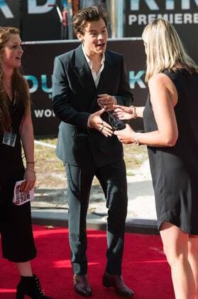 July 13, 2017 - London, London, UK - Harry Styles of pop group One Direction attends the Dunkirk World Film Premiere. London UK  - ZUMAt138 20170713_zap_t138_019 Copyright: xRayxTangx