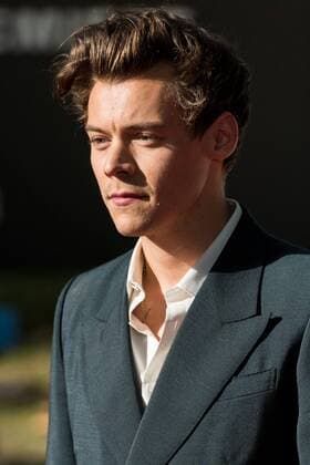July 13, 2017 - London, London, UK - Harry Styles of pop group One Direction attends the Dunkirk World Film Premiere. London UK  - ZUMAt138 20170713_zap_t138_021 Copyright: xRayxTangx