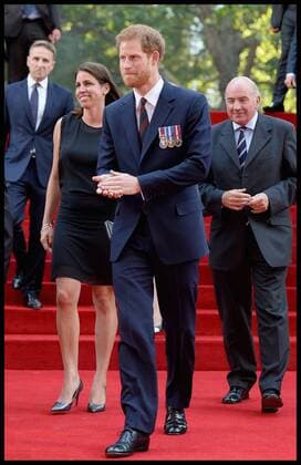 . 13 07 2017. London, United Kingdom. Prince Harry Dunkirk veterans. Prince Harry arrives at the Dunkirk World Premiere at Odeon Leicester Square on July 13, 2017 in London, England  xi-Imagesx xPoolx IIM-15567-0015