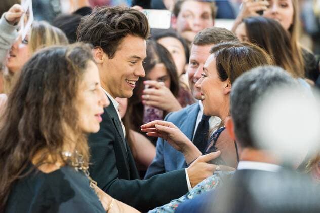 July 13, 2017 - London, London, UK - London, UK. HARRY STYLES meets DEE KOPPANG at the Dunkirk World Film Premiere. London UK  - ZUMAl94_ 20170713_zaf_l94_070 Copyright: xRayxTangx