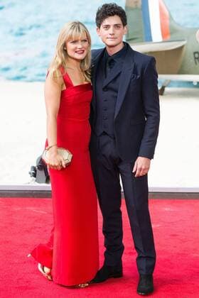 July 13, 2017 - London, London, UK - London, UK. ANEURIN BARNARD attends the Dunkirk World Film Premiere. London UK  - ZUMAl94_ 20170713_zaf_l94_082 Copyright: xRayxTangx