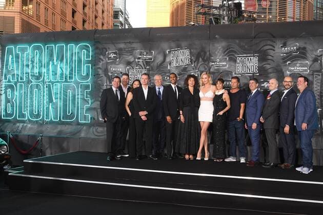 Til Schweiger, Charlize Theron, Sofia Boutella und Filmcast Ankunft zur Weltpremiere ATOMIC BLONDE im Theater am Potsdamer Platz in Berlin am 17.07.2017