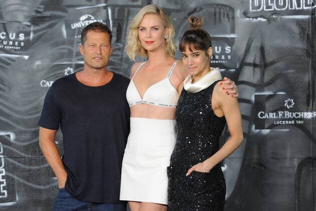 Til Schweiger, Charlize Theron, Sofia Boutella Ankunft zur Weltpremiere ATOMIC BLONDE im Theater am Potsdamer Platz in Berlin am 17.07.2017