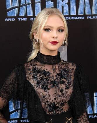 July 17, 2017 - Los Angeles, CA, United States - 17 July 2017 - Los Angeles, California - Jordyn Jones. Valerian and the City of a Thousand Planets World Premiere held at TCL Chinese Theatre in Hollywood. Photo Credit: AdMedia Los Angeles United States - ZUMAa123 20170717_zaa_a123_093 Copyright: xAdmediax