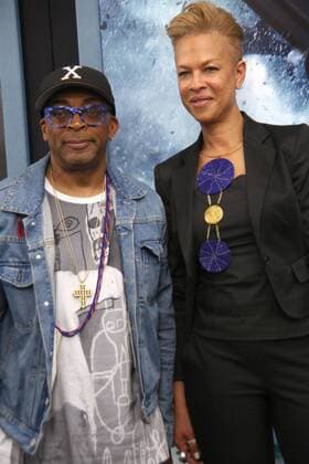 July 18, 2017 - New York, N.Y, USA - SPIKE LEE, TONYA LEWIS LEE attend the US premiere of Dunkirk .AMC LoewsLincoln Square 13.July 18, 2017.Photos by , Globe Photos Inc. New York USA - ZUMAms4_ 20170718_zaa_ms4_042 Copyright: xSoniaxMoskowitzx