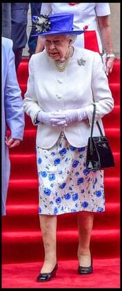 . 19 07 2017. London, United Kingdom. The Queen and Prince Philip Visit Canada House. Her Majesty Queen Elizabeth II and Prince Philip, the Duke of Edinburgh visit Canada House in Trafalgar Square to celebrate Canada s 150th anniversary of Confederation. Their Highnesses will view artefacts and displays celebrating Canada 150, including items from the Royal Archives and from the National Maritime Museum s exhibition Death in the Ice, which explores Sir John Franklin s final Arctic expedition.  xPetexMaclainex xi-Imagesx IIM-15605-0014