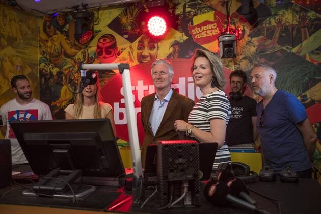 King Philippe - Filip of Belgium and Queen Mathilde of Belgium pictured during a royal visit to the Studio Brussel studio, on the first day of the Tomorrowland music festival, Friday 21 July 2017. The 13th edition of Tomorrowland electronic music festival takes place at the De Schorre terrain in Boom from 20 to 23 July 2017 and from 27 to 30 July 2017.  KOENxBLANCKAERT 05136079