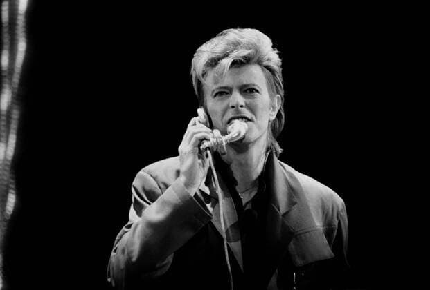 David Bowie (eigentlich David Robert JONES), britischer Musiker und Schauspieler, Auftritt waehrend der Glass Spider Tour vor dem Reichstag in Berlin am 06.06.1987