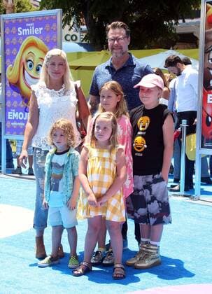July 23, 2017 - Westwood, U.S. - 23 July 2017 - Westwood, California - Tori Spelling, Dean McDermott and Finn McDermott, Liam McDermott, Stella McDermott and Hattie McDermott. The Emoji Movie World Premiere held at Regency Village Theatre. Photo Credit: AdMedia Westwood U.S. - ZUMAa123 20170723_zaa_a123_509 Copyright: xF.xSadoux