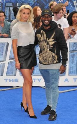 Valerian And The City Of A Thousand Planets European Premiere London, UK. 240717. Olivia Bentley and Akin Solanke-Caulker at the Valerian And The City Of A Thousand Planets European film premiere held at Cineworld Empire cinema, Leicester Square. 25 July 2017. LMK315-MB340-250717 