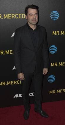 July 25, 2017 - Beverly Hills, California, U.S - Ron Livingston The cast of AT&T AUDIENCE Networks Ã’Mr. MercedesO, adapted from the original novel by Stephen King, walked the red carpet before viewing this year s screening at the Beverly Hilton Garden. The dramatic series follows a serial killer as he taunts a retired police detective leading the ex-cop to undertake a private investigation before the killer can strike again. The dramatic suspense thriller is set to premiere on the Audience Network on August 9, 2017. Beverly Hills U.S. - ZUMAb102 20170725_zaf_b102_032 Copyright: xDavidxBrox