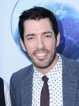 July 25, 2017 - Hollywood, CA, U.S. - 25 July 2017 - Hollywood, California - Drew Scott. An Inconvenient Sequel: Truth To Power Los Angeles Premiere held at ArcLight Hollywood in Hollywood. Photo Credit: AdMedia Hollywood U.S. - ZUMAa123 20170725_zaa_a123_067 Copyright: xBirdiexThompsonx