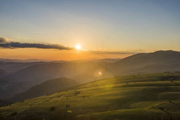 Italy, Marche, Petrano Mountain, sunset over Apennine Mountains  LOMF00578