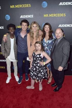 Tim Johnson Jr., Nick Marini, Natalie Sharp, Maddie Dixon-Poirier, Amy Pietz und Jason Alexander beim Screening der AT&T Audience Network TV-Serie Mr. Mercedes im Beverly Hilton Hotel. Beverly Hills, 25.07.2015 Foto:xD.xStarbuckx xFuturexImage