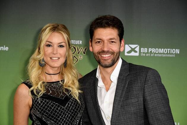 Bilder des Tages Moderatorin Nina Ensmann und ihr Freund Marc Demmig kommen am 26.07.2017 in Köln zur Premiere von Shadowland 2 - Das neue Abenteuer der US-amerikanischen Tanzkompanie Pilobolus aus Connecticut im Rahmen des 30. Kölner Sommerfestival in der Kölner Philharmonie.