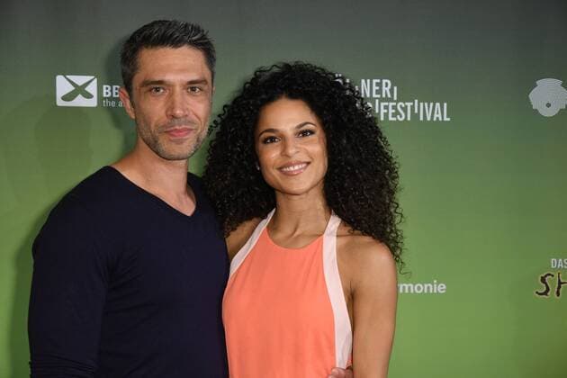 Bodyguard Musical Darsteller Jadran Malkovich und Patricia Meeden kommen am 26.07.2017 in Köln zur Premiere von Shadowland 2 - Das neue Abenteuer der US-amerikanischen Tanzkompanie Pilobolus aus Connecticut im Rahmen des 30. Kölner Sommerfestival in der Kölner Philharmonie.
