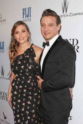 Elizabeth Olsen und Jeremy Renner bei der Wind River Film Premiere am 26.07.2017 in Los Angeles Wind River Filmpremiere in Los Angeles, 2017 