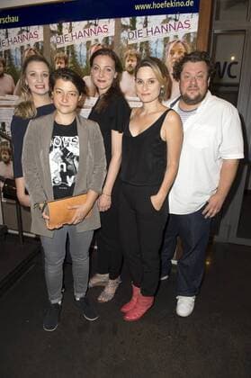 Anna König, Julia C. Kaiser, Ines Marie Westernströer, Julia Becker und Till Butterbach bei der Premiere des Kinofilms Die Hannas im Hackesche Höfe Kino. Berlin, 04.08.2017 Foto:xF.xKernx xFuturexImage