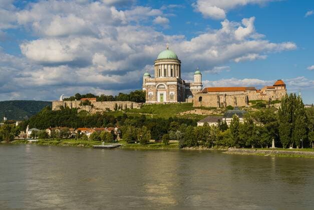 Esztergom, Basilika, Mariä Himmelfahrt und St. Adalbert, Ungarn, Westungarn Copyright: xKTHx ALLHU846170