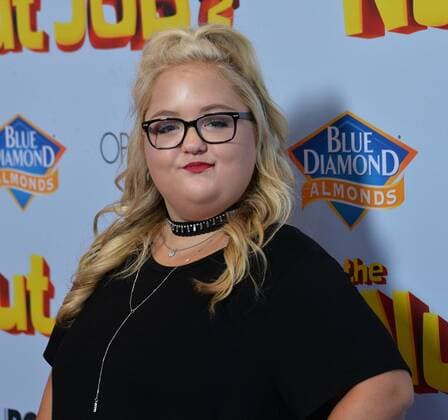 Social media influencer Lauren Godwin attends the premiere of the animated motion picture comedy The Nut Job 2: Nutty by Nature at Regal Cinemas LA Live in Los Angeles on August 5, 2017. Storyline: Following the events of the first film, Surly and his friends must stop Oakton City s mayor from destroying their home to make way for a dysfunctional amusement park.  LAP2017080536 JIMxRUYMEN