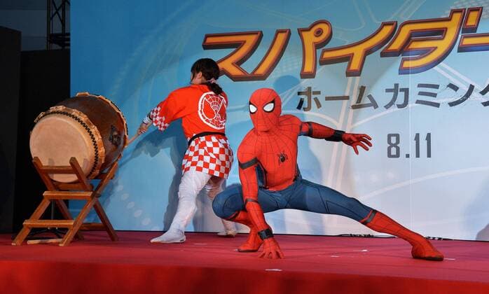 A man dressed as Spider-man performs during the Japan premiere for the film Spider-Man: Homecoming in Tokyo, Japan on August 7, 2017.  TKP2017080733 KEIZOxMORI