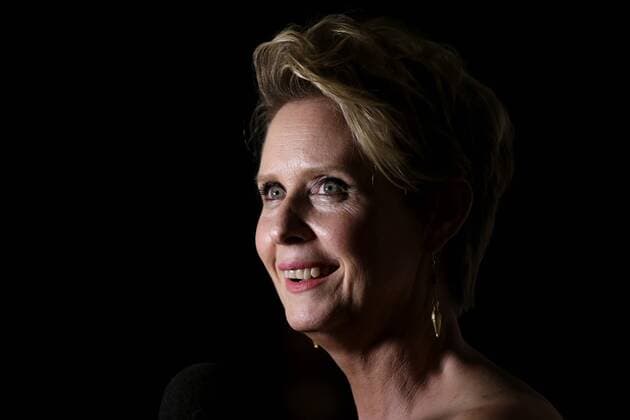 Themen der Woche Cynthia Nixon arrives on the red carpet at The Only Living Boy In New York New York Premiere at The Museum of Modern Art on August 7, 2017 in New York City.  NYP20170807128 JOHNxANGELILLO