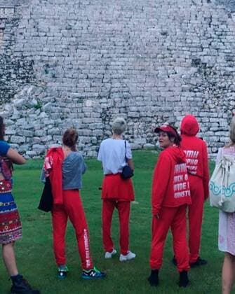 Cara Delevingne s birthday party in the jungle: Model takes group of friends to £5,750 a night retreat in Mexico to celebrate her 25th birthday Jaime Winstone;Cara Delevingne Mexico  539141