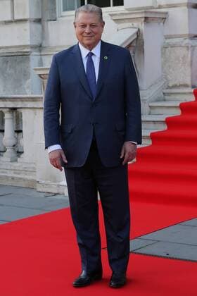 . 10 08 2017. London, United Kingdom. Former US Vice President Al Gore arriving at the An Inconvenient Sequel: Truth to Power premiere in London.  xDinendraxHariax xi-Imagesx IIM-15692-0007