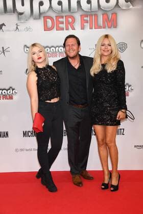 Diana Herold mit Ehemann Michael und Tochter Vanessa Weltpremiere - bullyparade Der Film Mathäser Filmpalast Kino, Fernsehen München 13. August 2017