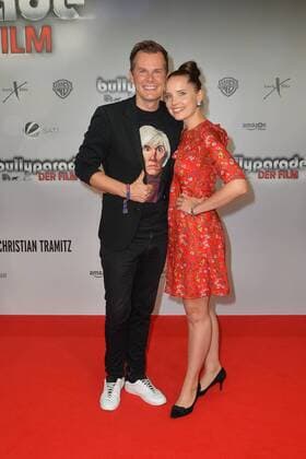 v.li.: Malte Arkona mit seiner Frau Anna-Maria, Muenchen, Deutschland, 13.08.2017, Kino, News, Weltpremiere: Bullyparade - Der Film, xklx