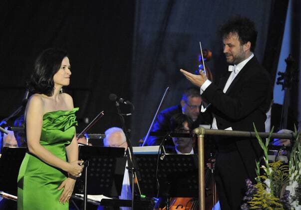 Slovak classical soprano Simona Saturova (left) performs with the Brno Philharmonic Orchestra during the Spilberk International Music Festival in Brno, Czech Republic, on August 13, 2017. On the right side is seen Polish conductor Lukasz Borowicz. (CTKxPhoto IgorxZehl) CTKPhotoP201708130550601  zeh
