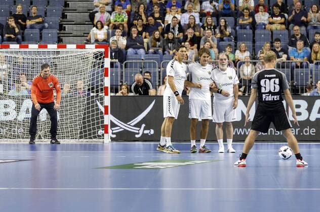Henning Fritz, Sebastian Hellmann, Matze Knoop, Wolfgang Trepper und Oliver Pocher beim Handball-Tag mit Kindertraining und Prominenten-Spiel in der Lanxess Arena. Köln, 13.08.2017 Foto:xC.xHardtx xFuturexImage