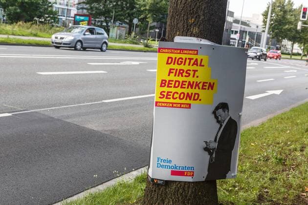 Deutsche Parteien: FDP. Wiedereinzug in den Bundestag 2017 DEU, Deutschland, Nordrhein-Westfalen, Münster, 14.08.2017: Bundestagswahlkampf 2017 Wahlplakate FDP