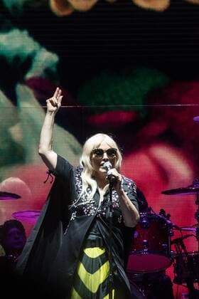 August 14, 2017 - EUM20170814ESP21.JPG.CIUDAD DE MEXICO.- Music Musica-Garbage y Blondie.- 14 de agosto de 2017.- El grupo Blondie, comandado por Deborah Harry, en su presentacion la noche de este lunes en el Palacio de los Deportes de la Ciudad de Mexico, en el marco de la gira Rage And Rapture Tour. Foto: Agencia EL UNIVERSAL German Espinosa RCC.  - ZUMAu78_ 20170814_zaf_u78_097 Copyright: xGermanxEluniversalx