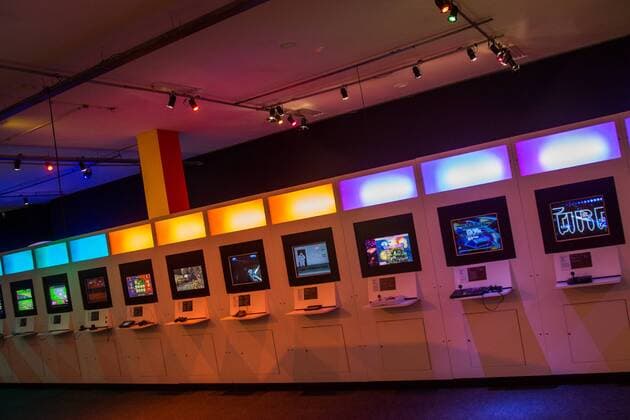 SÃO PAULO, SP - 15.08.2017: EXPOSIÇÃO A ERA DOS GAMES - It happens between the days of August 16 to November 12 the exhibition "The Games Age? At the Biennial Pavilion located in Ibirapuera Park in the city of São Paulo (SP) with mthan 150 ico iconic games with which the public can interact exploring the beginnings of games to the latest technologies. x1372545x  JalesxValquer