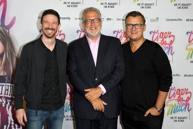 Oliver Berben, Martin Moszkowicz, Torsten Koch bei der Premiere Tiger Milch im KIno der Kulturbrauerei in Berlin am 15.08.2017