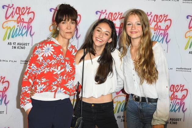 Ute Wieland, Flora Li Tiemann, Emily Kusche bei der Premiere Tiger Milch im KIno der Kulturbrauerei in Berlin am 15.08.2017